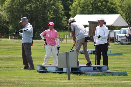 もうすぐ雪どけ！！　          パークゴルフをやりませんか